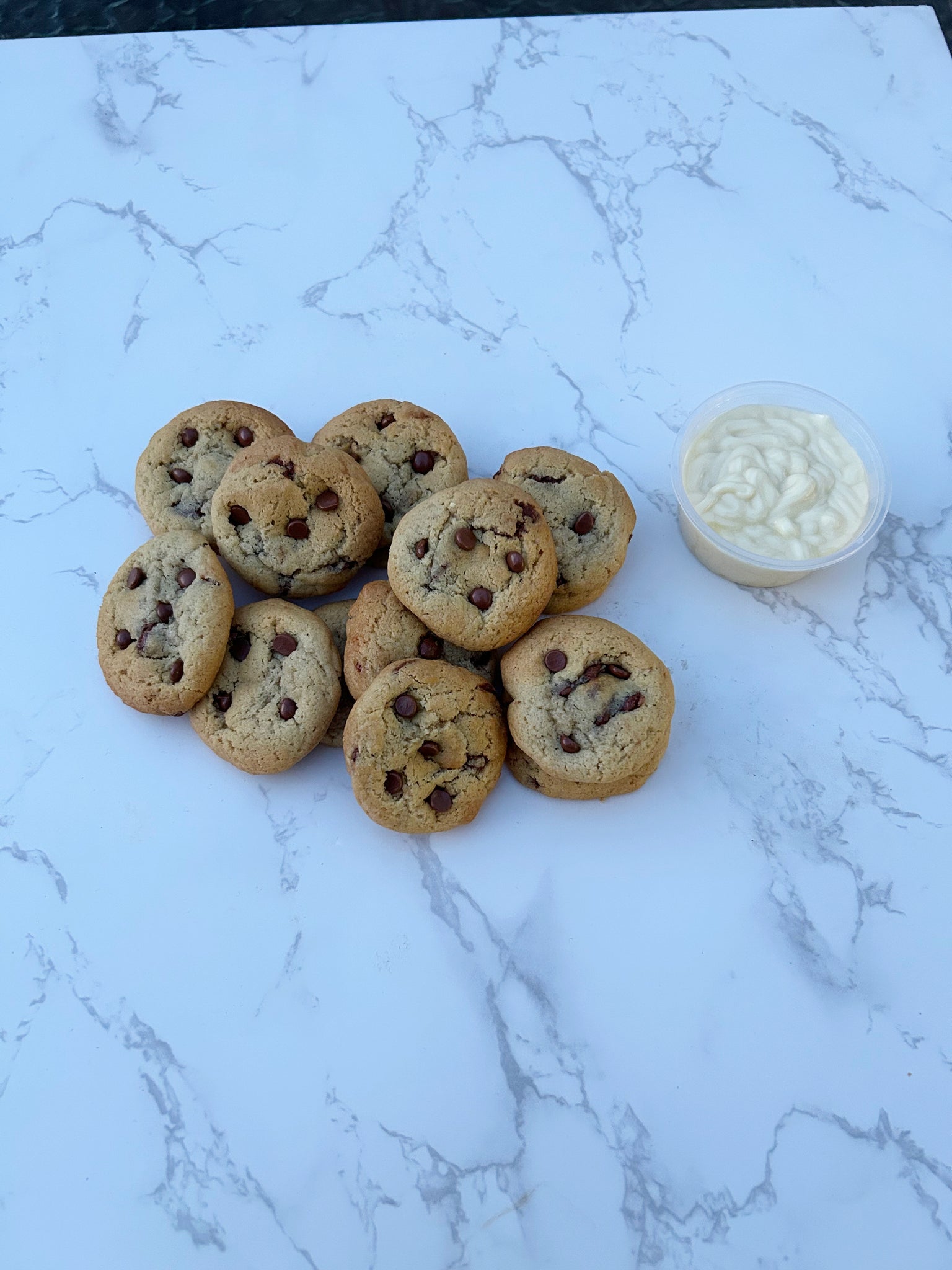 Mini Cookies Pack with Dip of Your Choice